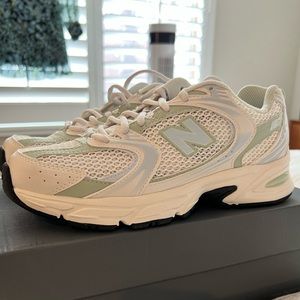 New in box New Balance 530 running shoes in white/ice blue